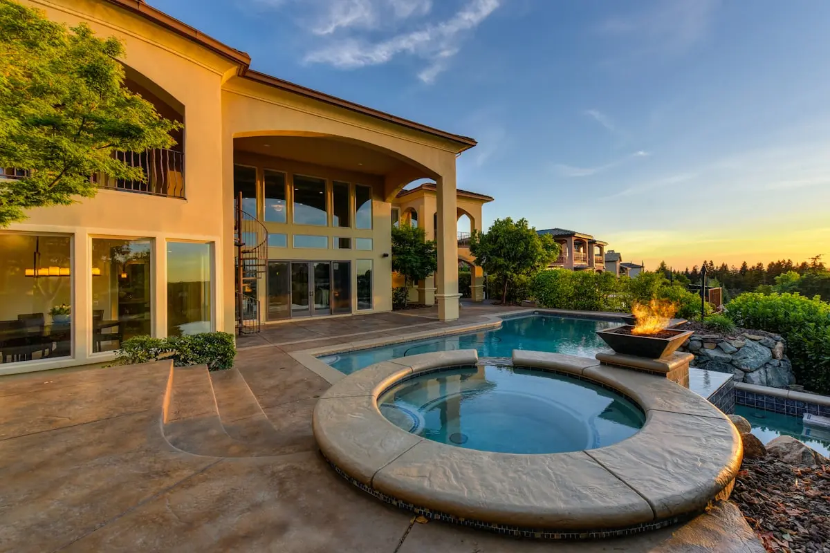 El Golf Mansion — Embassy Grade Estate 5